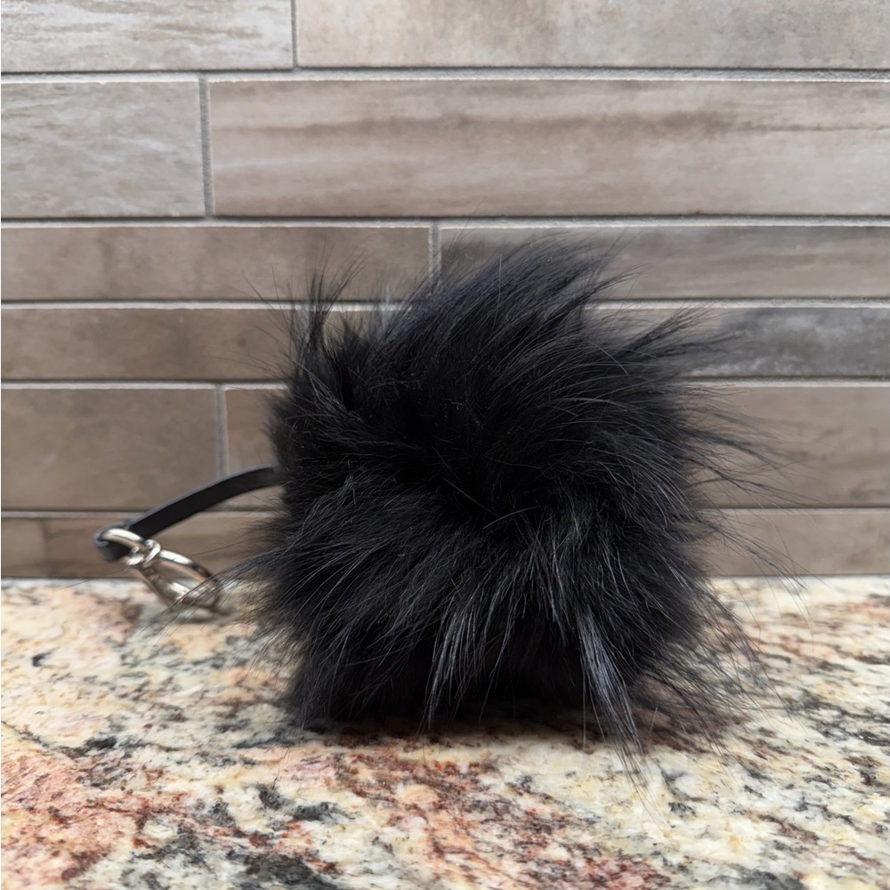 👾RARE Fendi Fox Fur Shearling Pinky Punky Monster Bag Bug Charm - Picture 10 of 14
